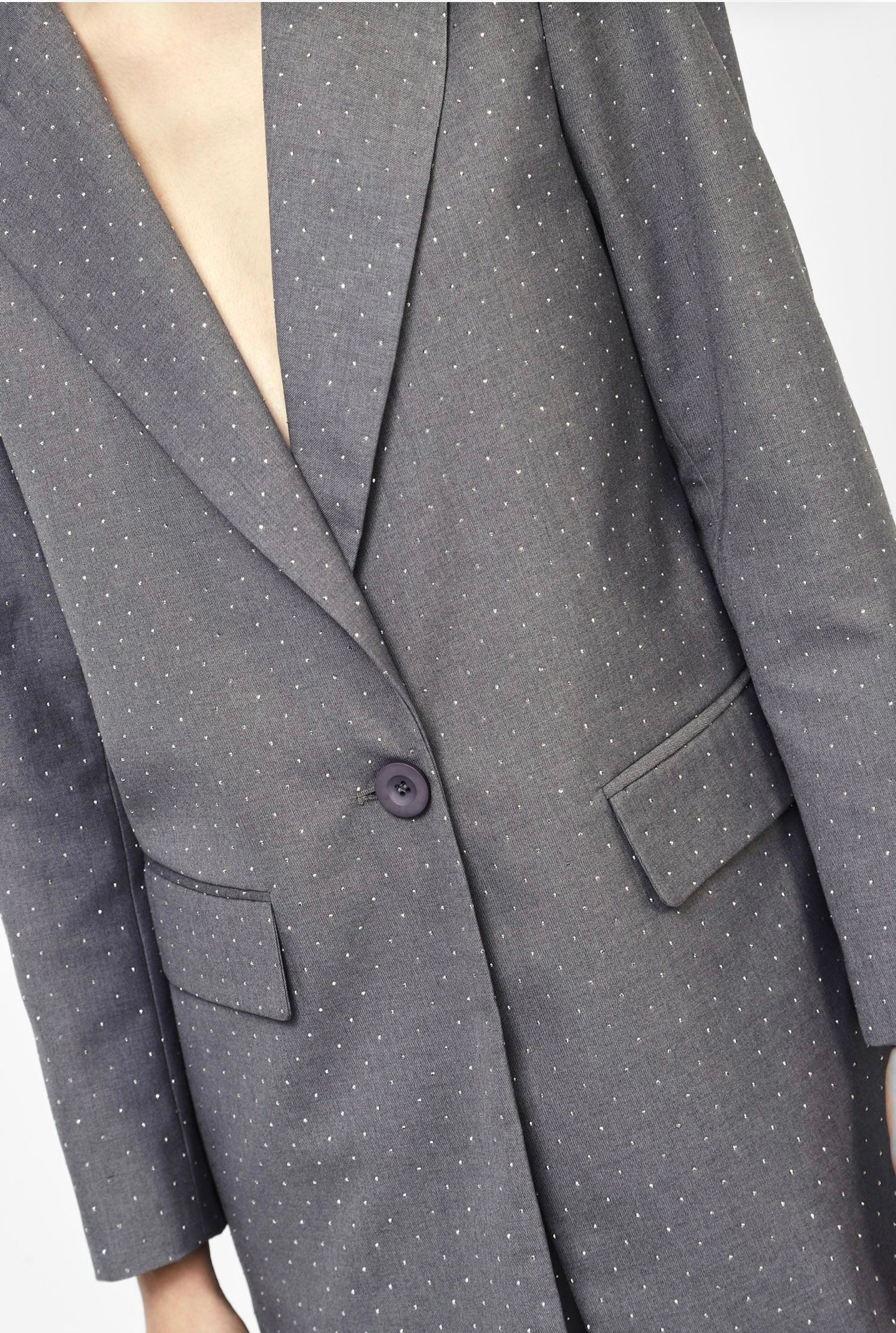 ELEGANT BLAZER AND TROUSERS SET WITH SPARKLE