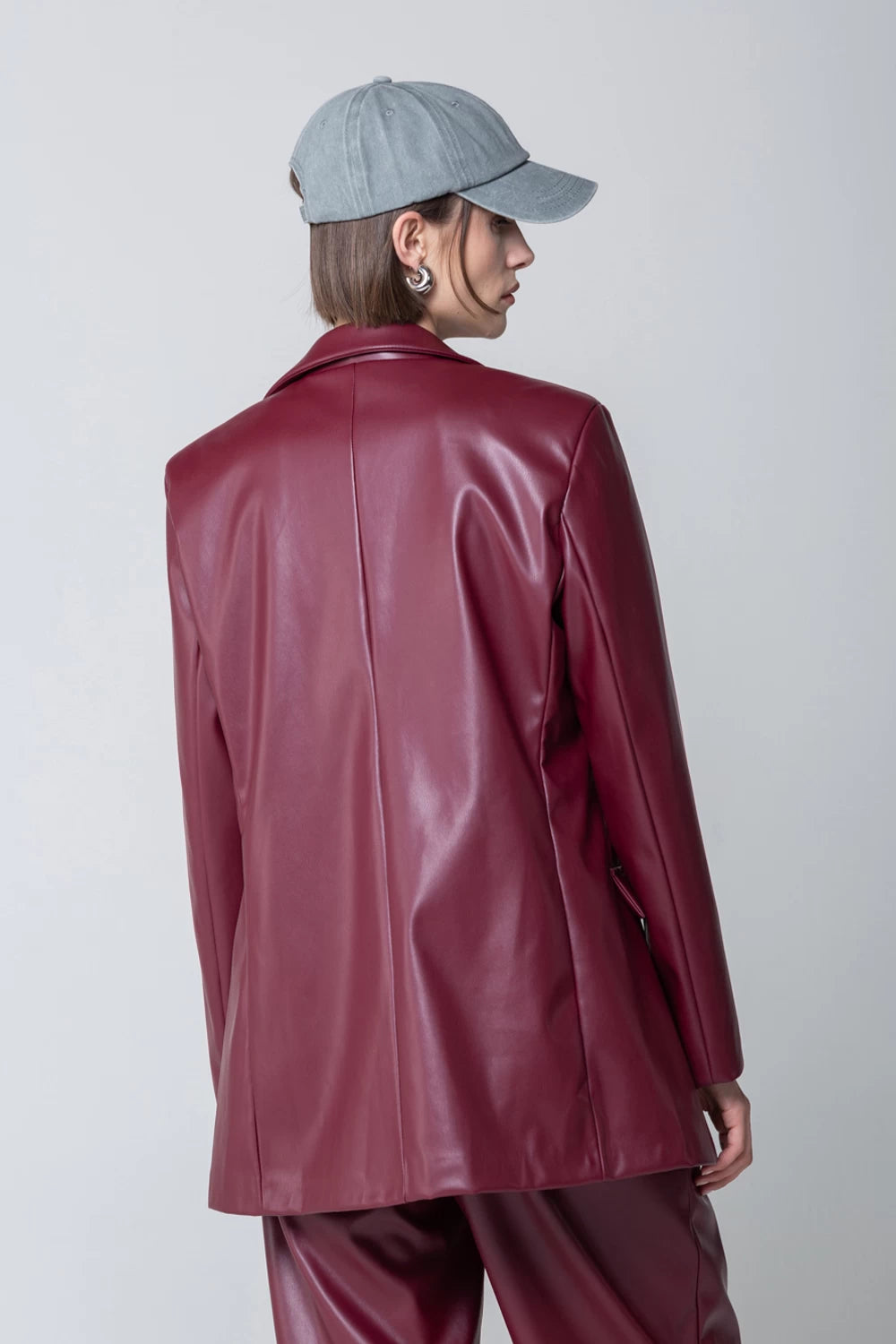 FAUX LEATHER BORDEAUX SUIT
